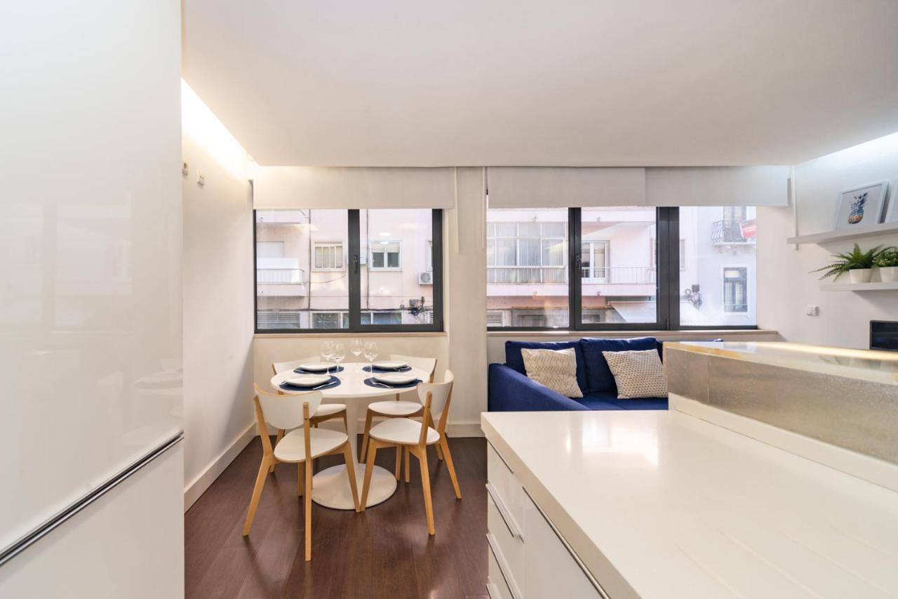 Comfortable Apartment In Marques De Pombal Lisboa Exterior foto
